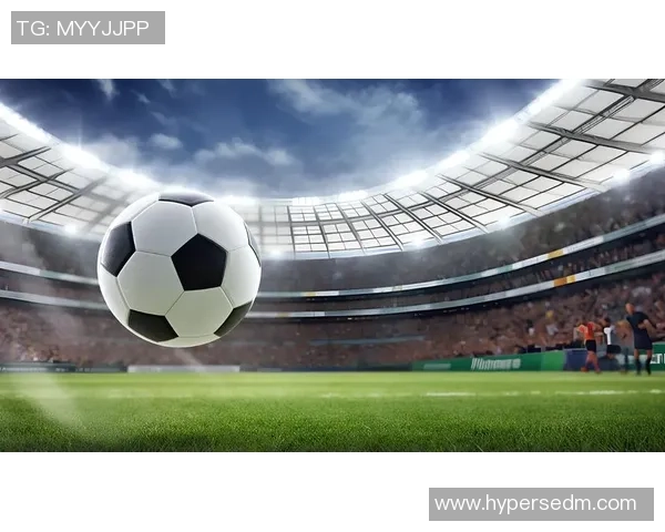 短发足球球星的速度力量与激情演绎绿茵场上非凡风采