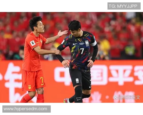 短裤男足球星风采展现:他们如何用激情与技巧征服赛场